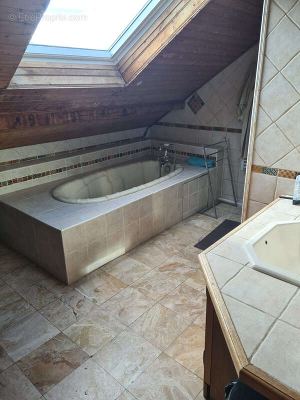 Pavillon 6 Pièces - Quartier résidentiel - GRIGNY - photo 11