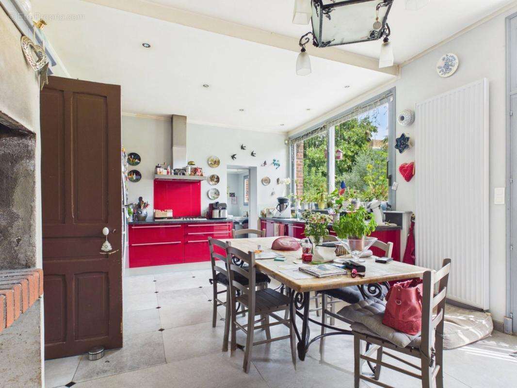 Maison 322 m² à Chaulnes  - photo 6