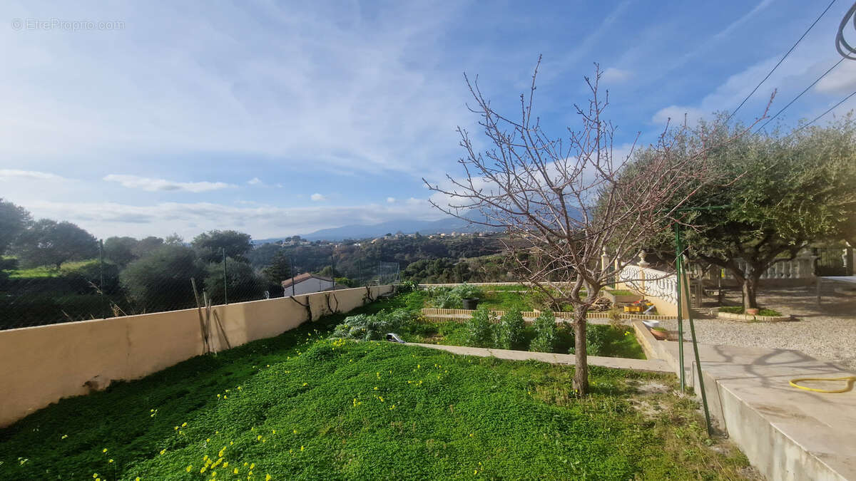 Cagnes sur mer Montaleigne Villa 113 m2 - photo 14