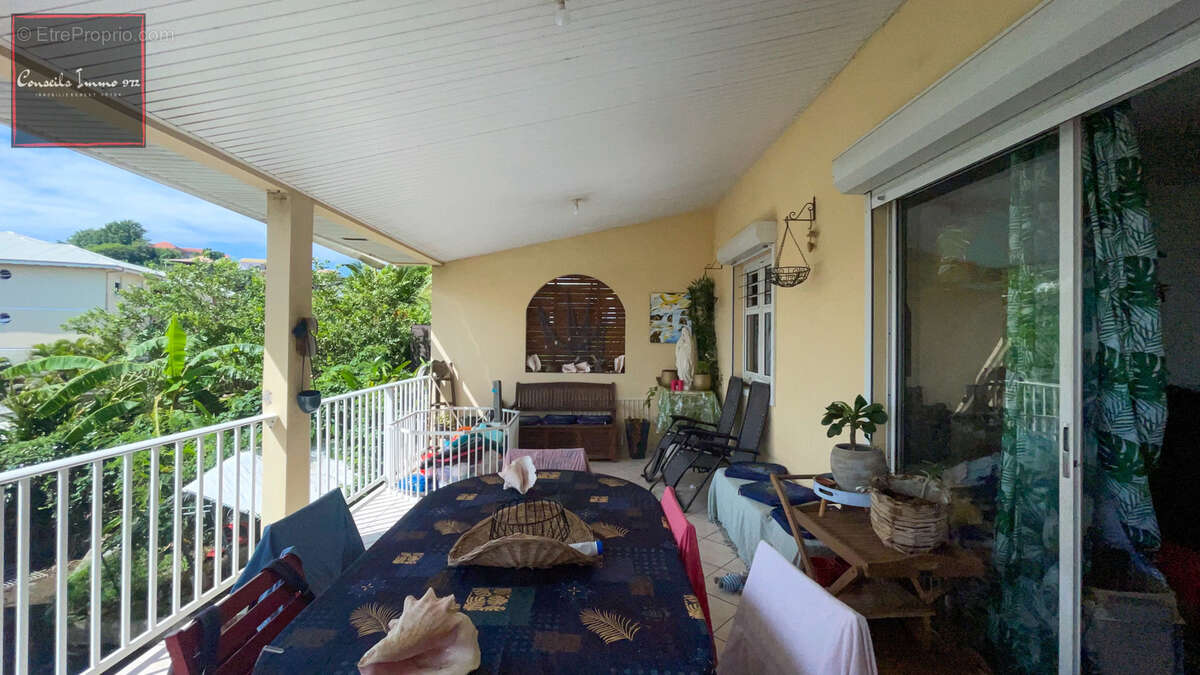 À Vendre : Villa Individuelle F5 (F4+Studio) avec vue mer aux Trois-Ilets (97229) - photo 7
