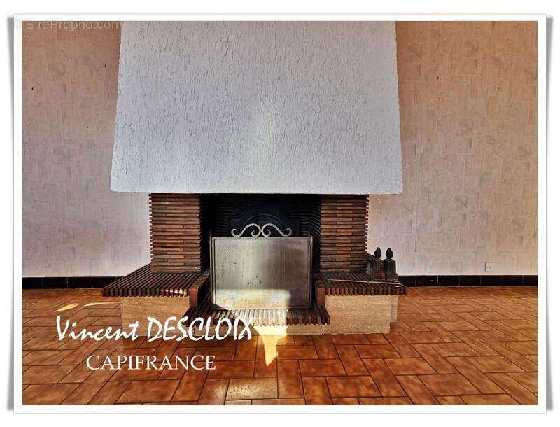 Maison à MONTSAUCHE-LES-SETTONS