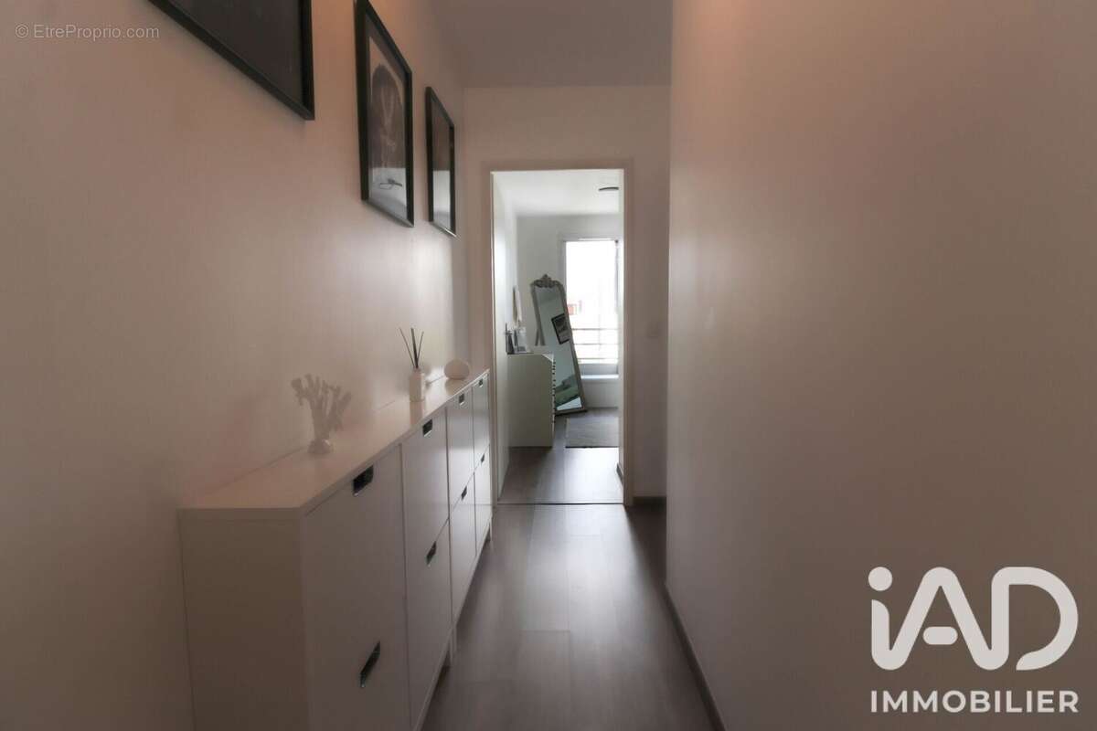 Photo 8 - Appartement à LES MUREAUX