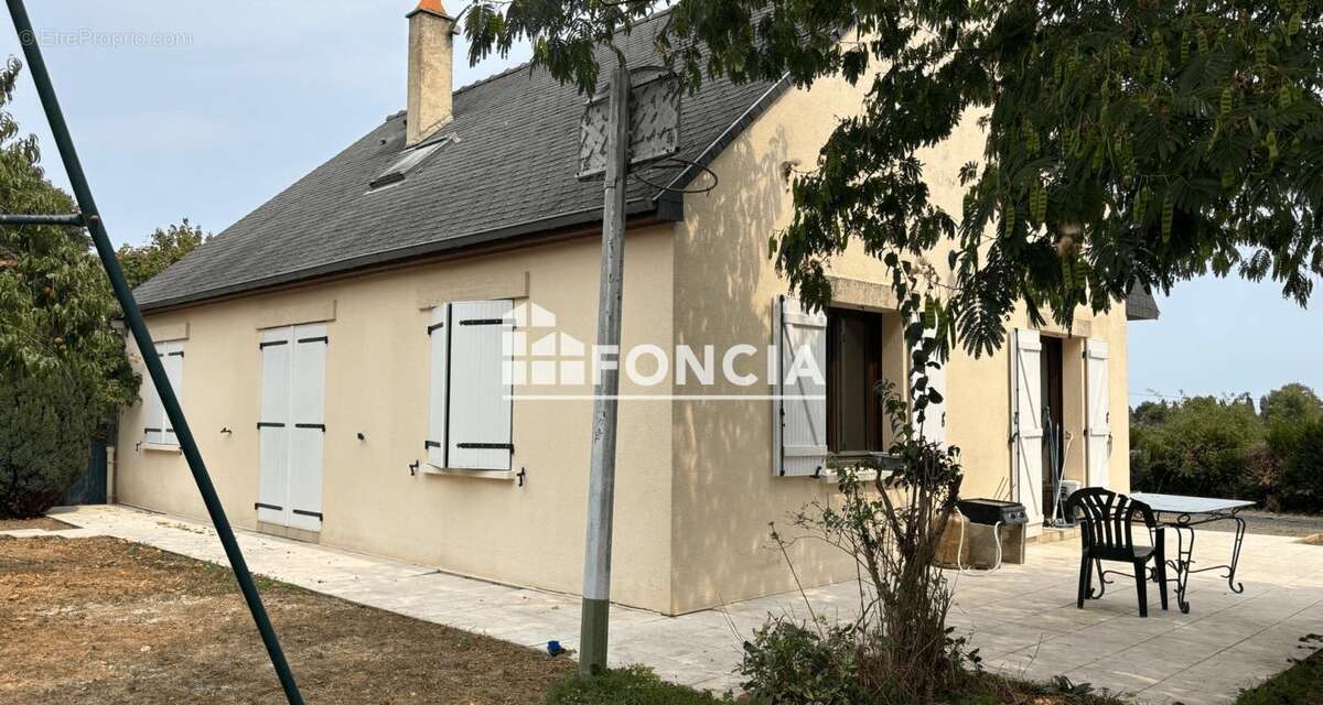 Maison à BEAUMONT-SUR-SARTHE