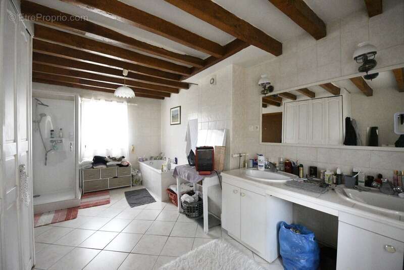 Maison à SAINT-PIERRE-DE-BAILLEUL