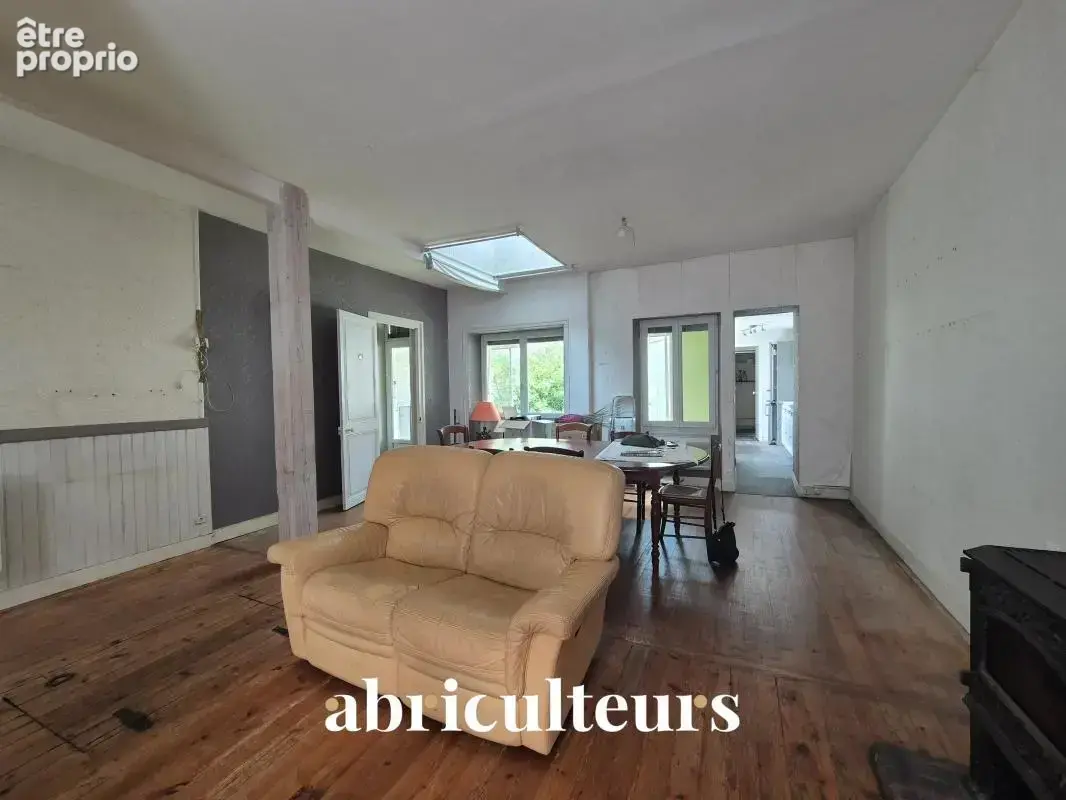 Maison de ville de plein pied d'environ 80m² en vente à Cognac (16100) - photo 4