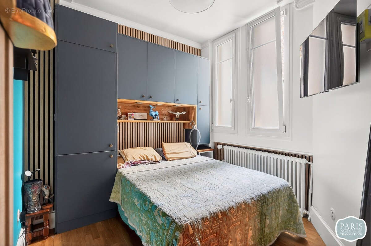 Appartement à NEUILLY-SUR-SEINE