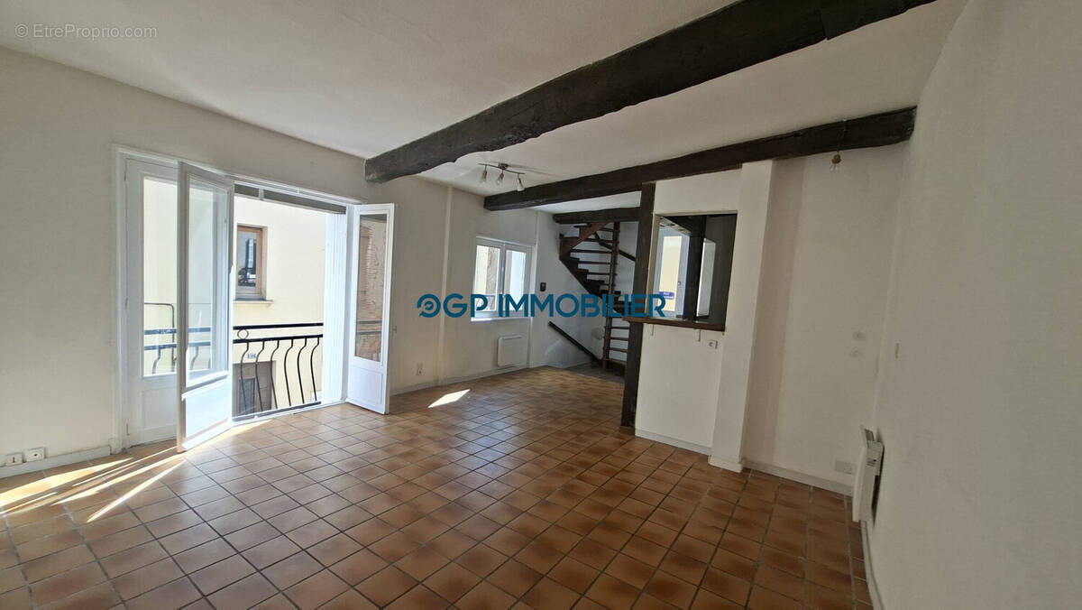 Maison à LA MAGDELAINE-SUR-TARN