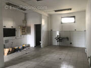 Commerce à SAINT-PIERRE