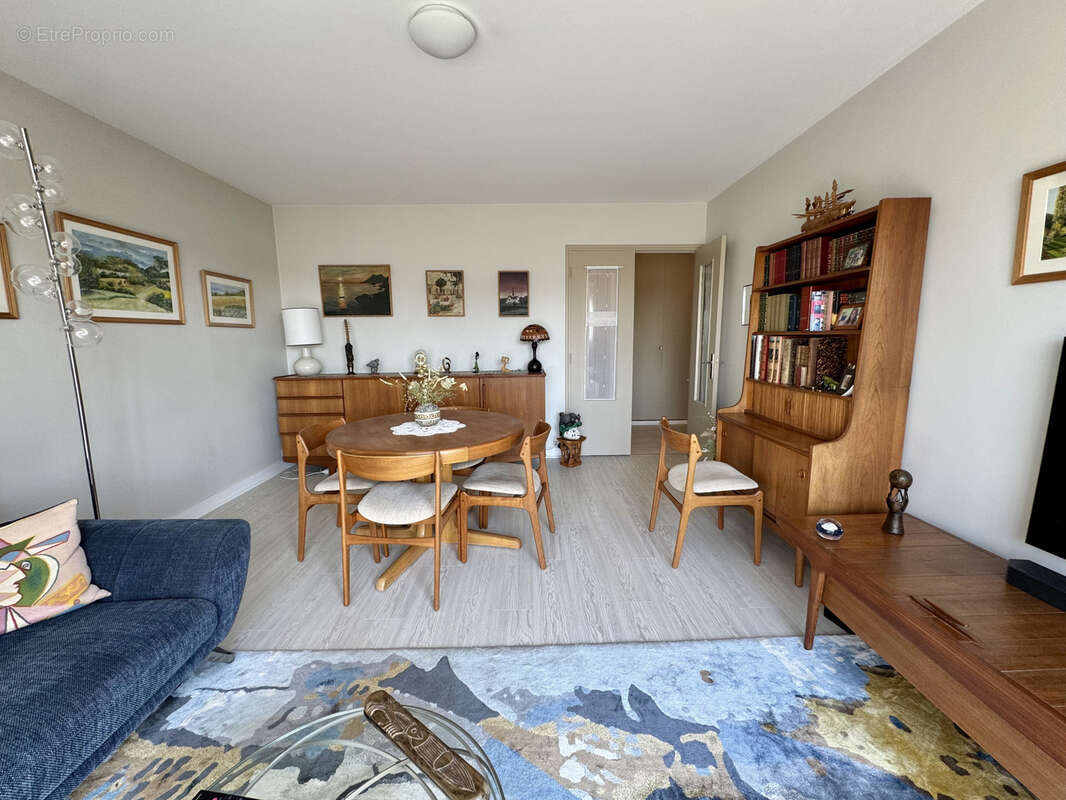 Appartement à LE PERREUX-SUR-MARNE