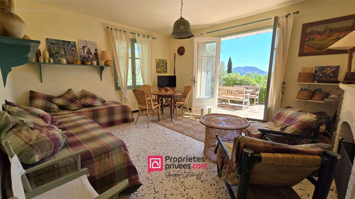 Maison à PLAN-DE-LA-TOUR