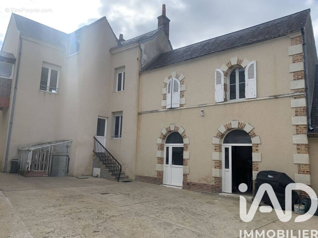 Photo 1 - Appartement à BESSE-SUR-BRAYE