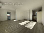 Maison à NOYANT-LA-GRAVOYERE