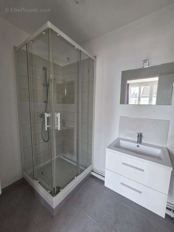 Appartement à LAMORLAYE