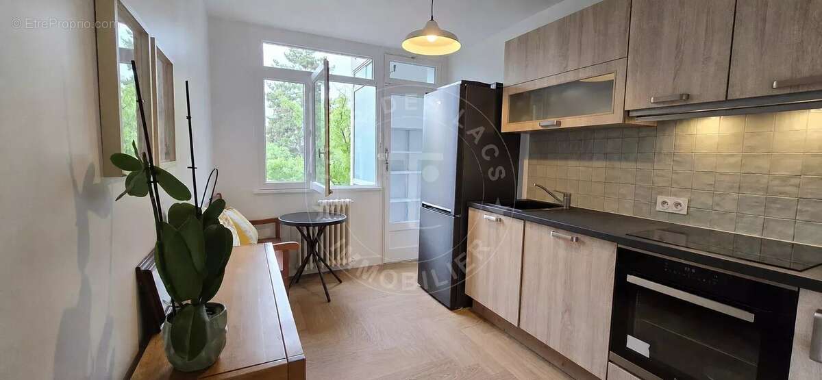 A vendre appartement T3 entièrement rénové secteur Albigny - photo 3