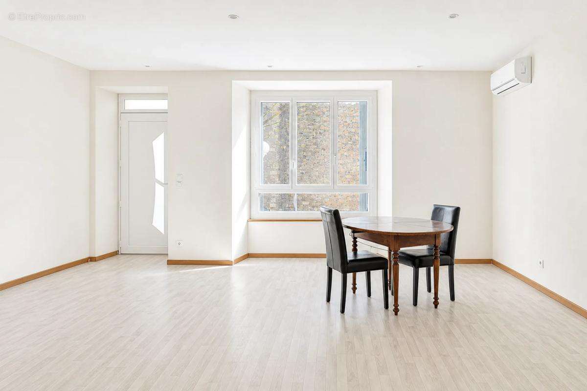 Maison spacieuse 8 pièces rénovée à Montbazens - photo 15