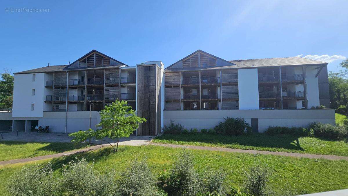 Appartement à JACOB-BELLECOMBETTE