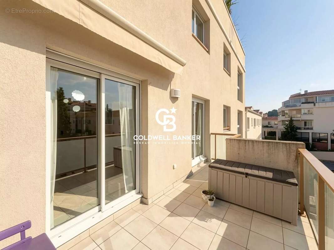 Appartement T2 - Saint-Aygulf à pied des plages et centre ville - photo 2