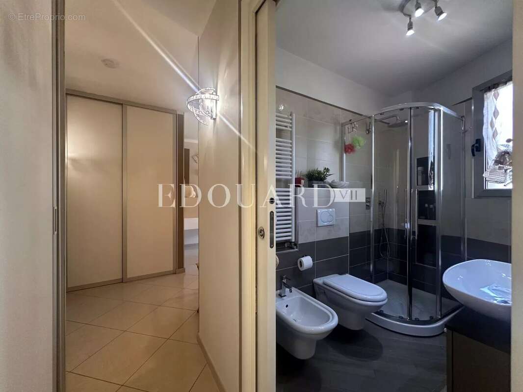 Appartement à MENTON