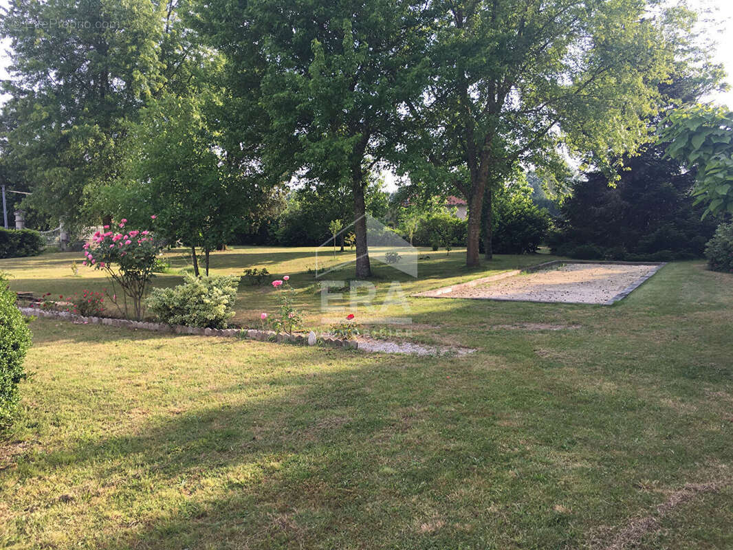 Maison à SAUGNACQ-ET-MURET