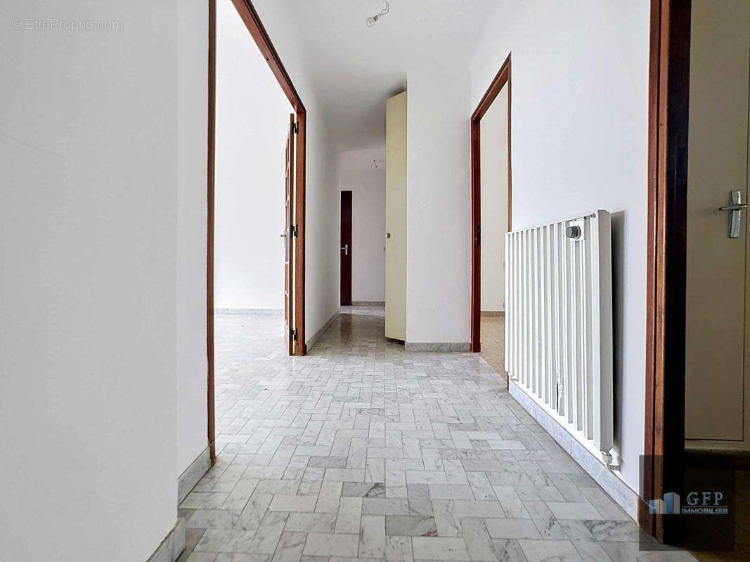 Appartement à LE LAVANDOU