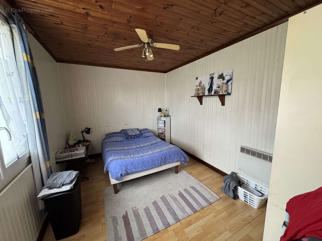 Maison à LE THILLAY