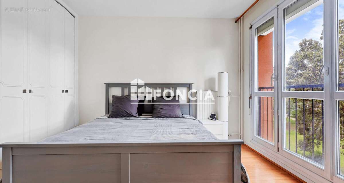 Appartement à VIRY-CHATILLON