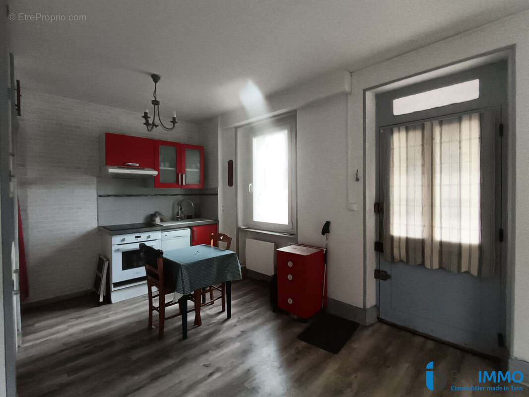 Maison à SAINT-AMANS-SOULT