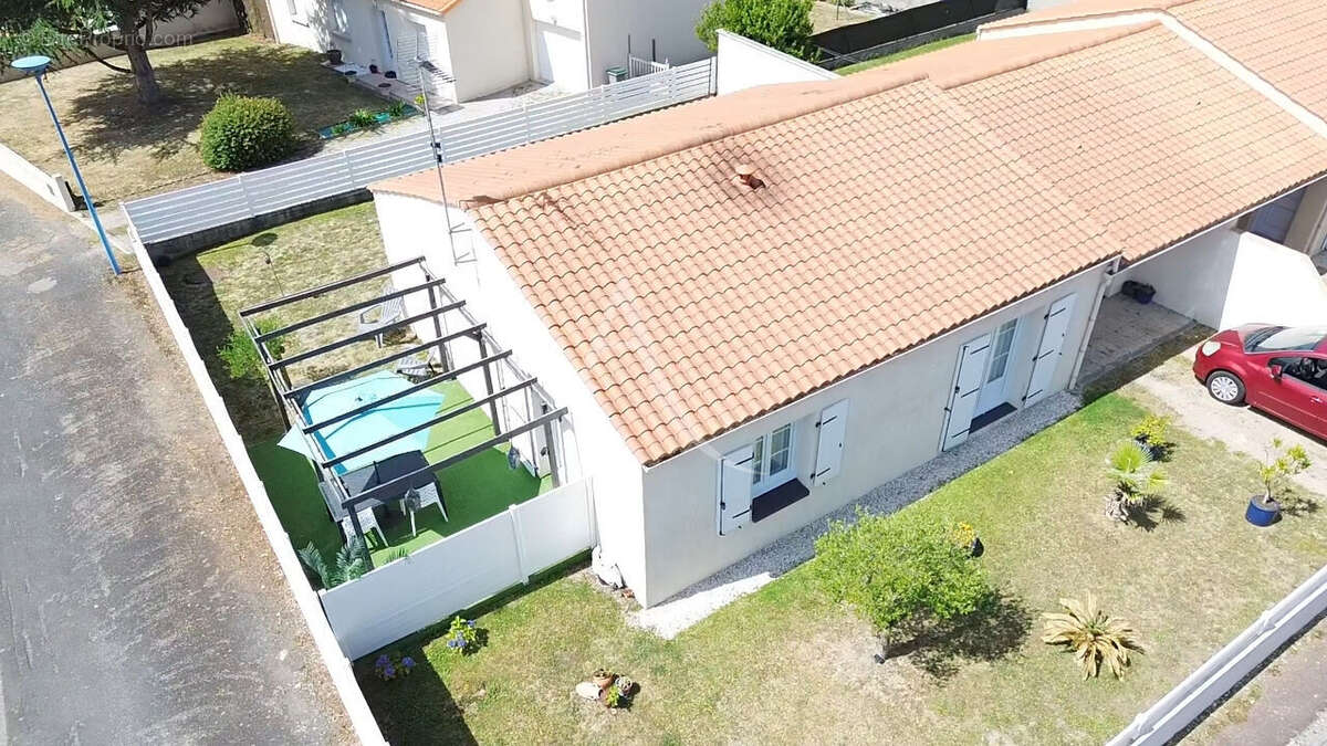 Maison à LE POIRE-SUR-VIE