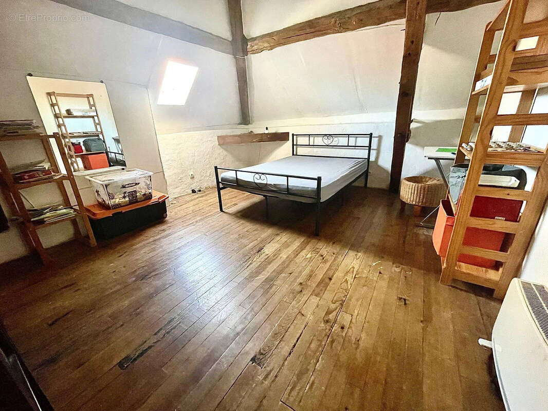 Maison à FAREMOUTIERS