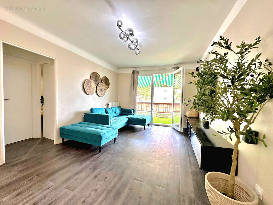 Appartement à MARSEILLE-10E