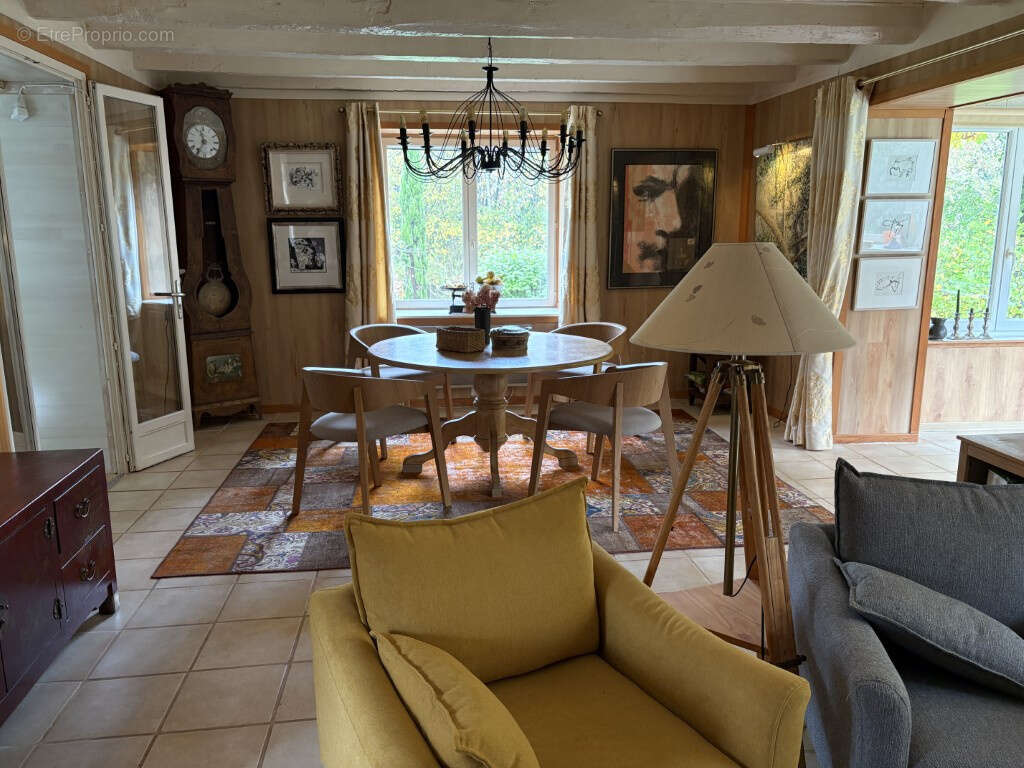 Maison à SAINT-SORNIN-LAVOLPS