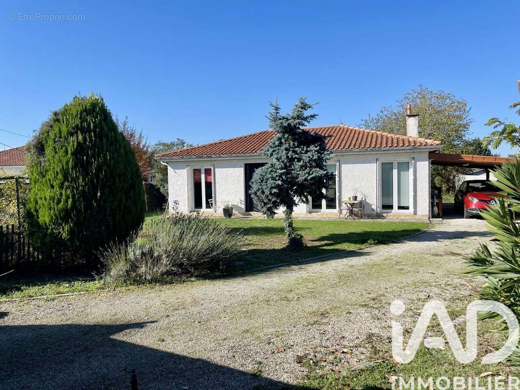 Photo 3 - Maison à TRESSES