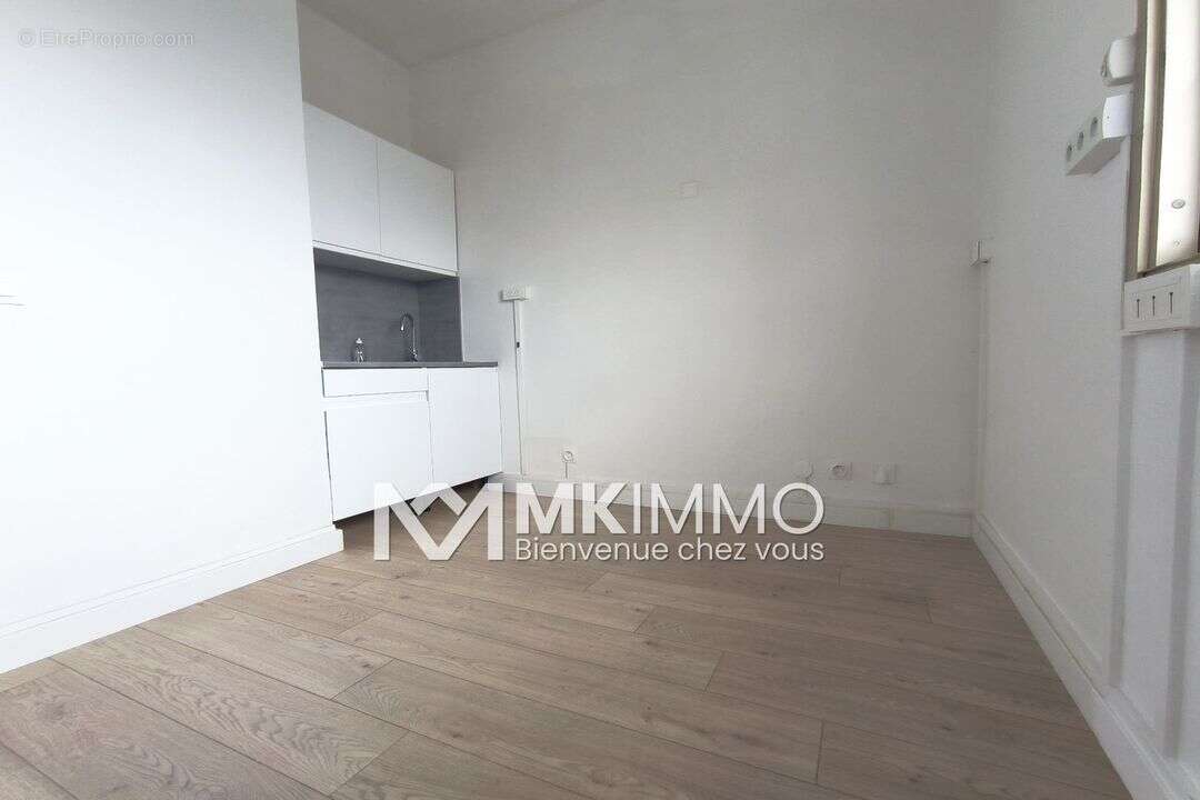 Commerce à CAGNES-SUR-MER