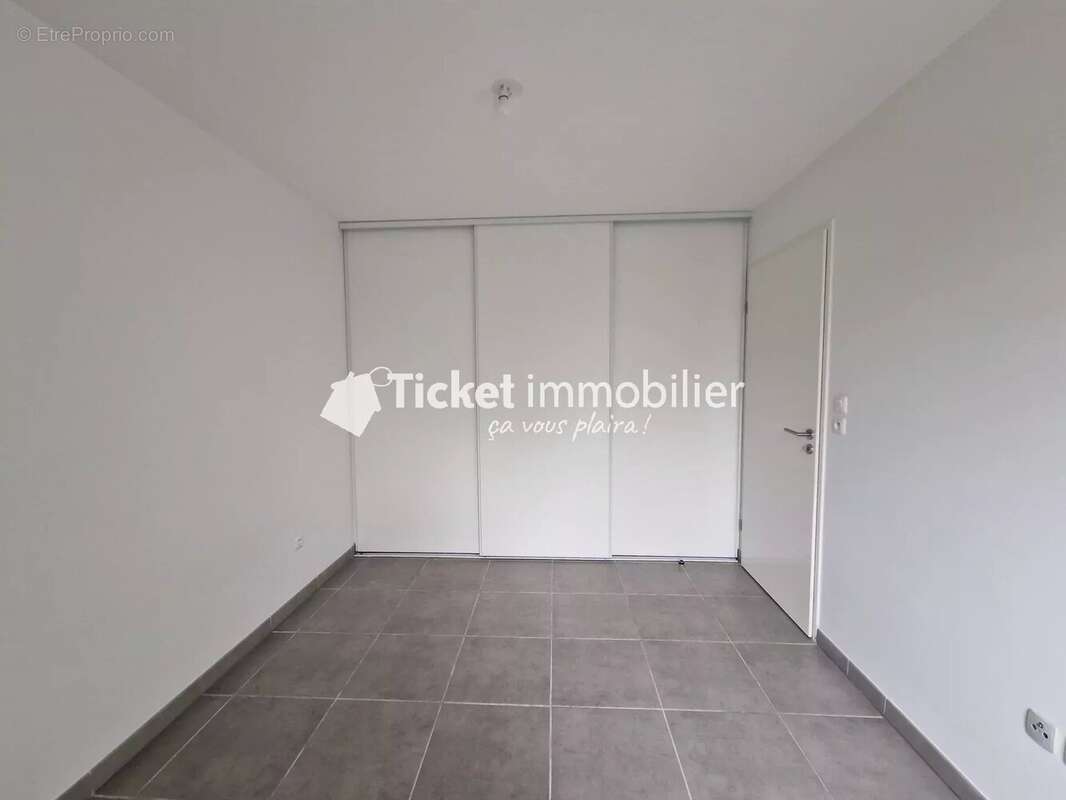 Appartement à MONDONVILLE