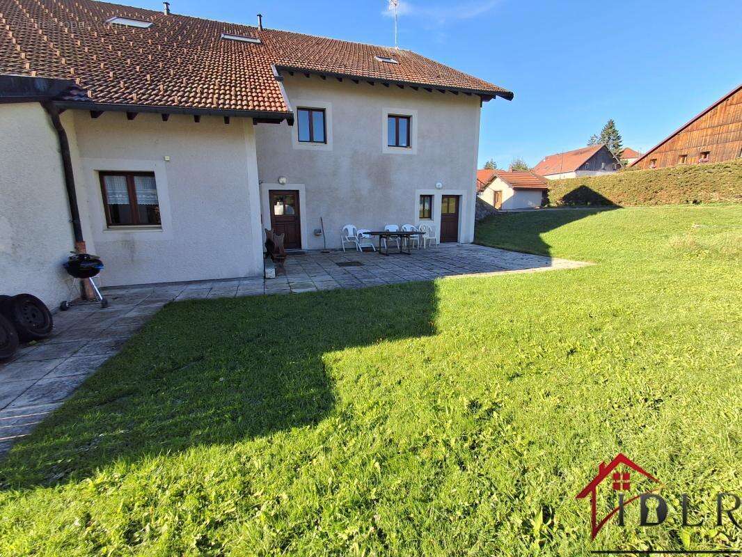 Appartement à LA CHAUX