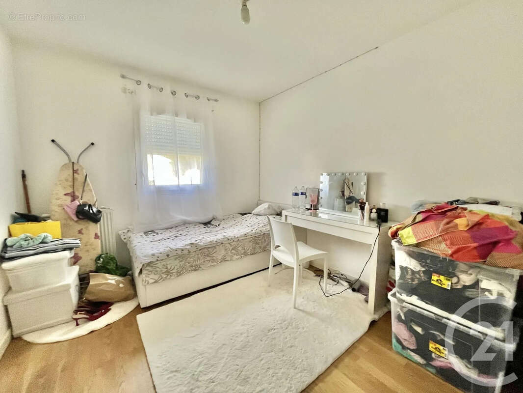 Appartement à YVRAC