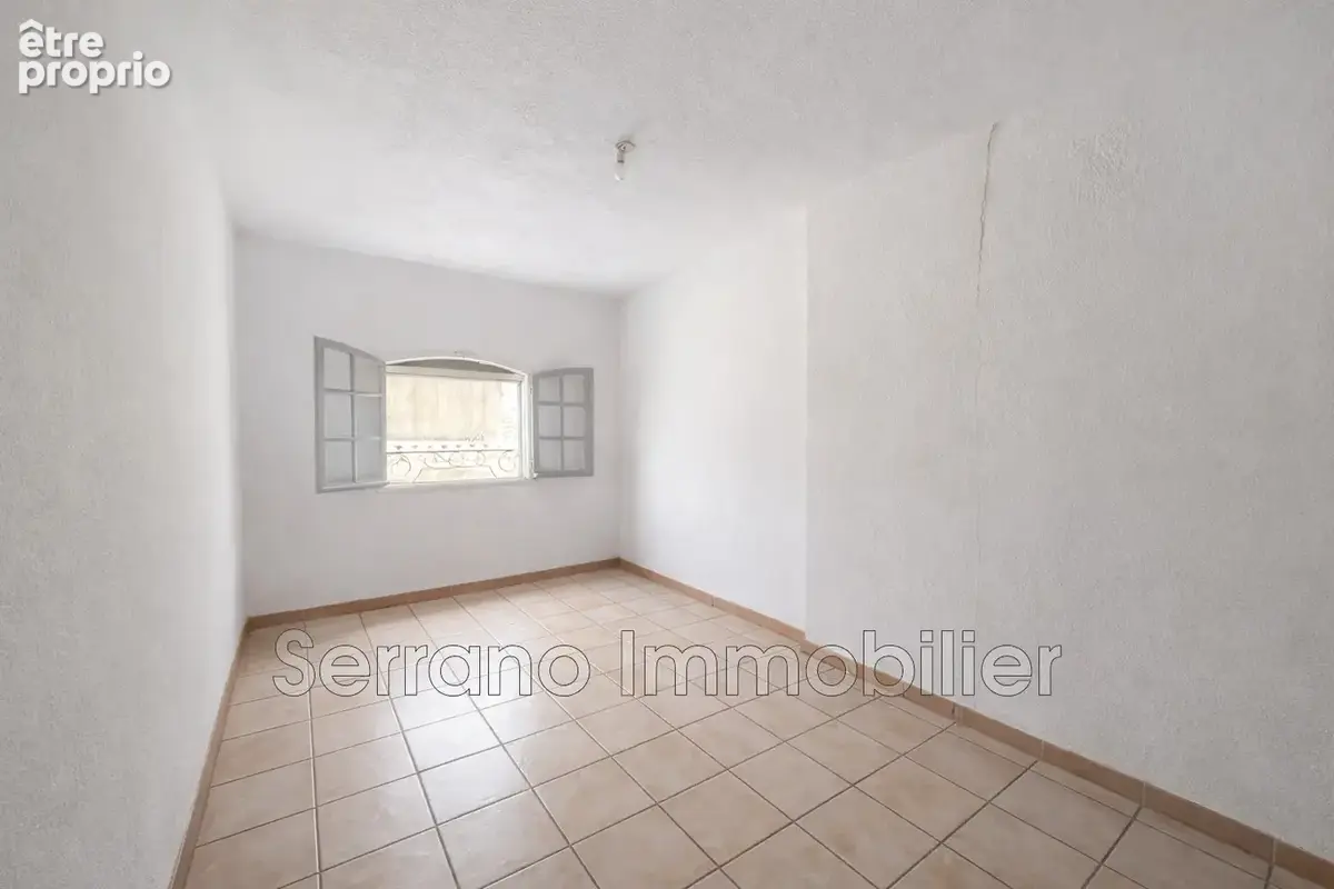 Appartement 3 pièces 50 m² à vendre à Tarascon (13150) - photo 3