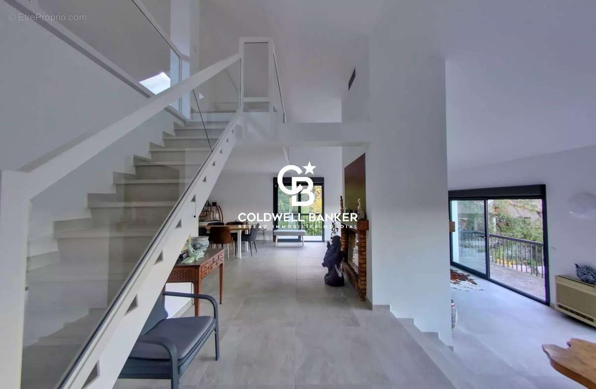 Maison à MONTESQUIEU-DES-ALBERES