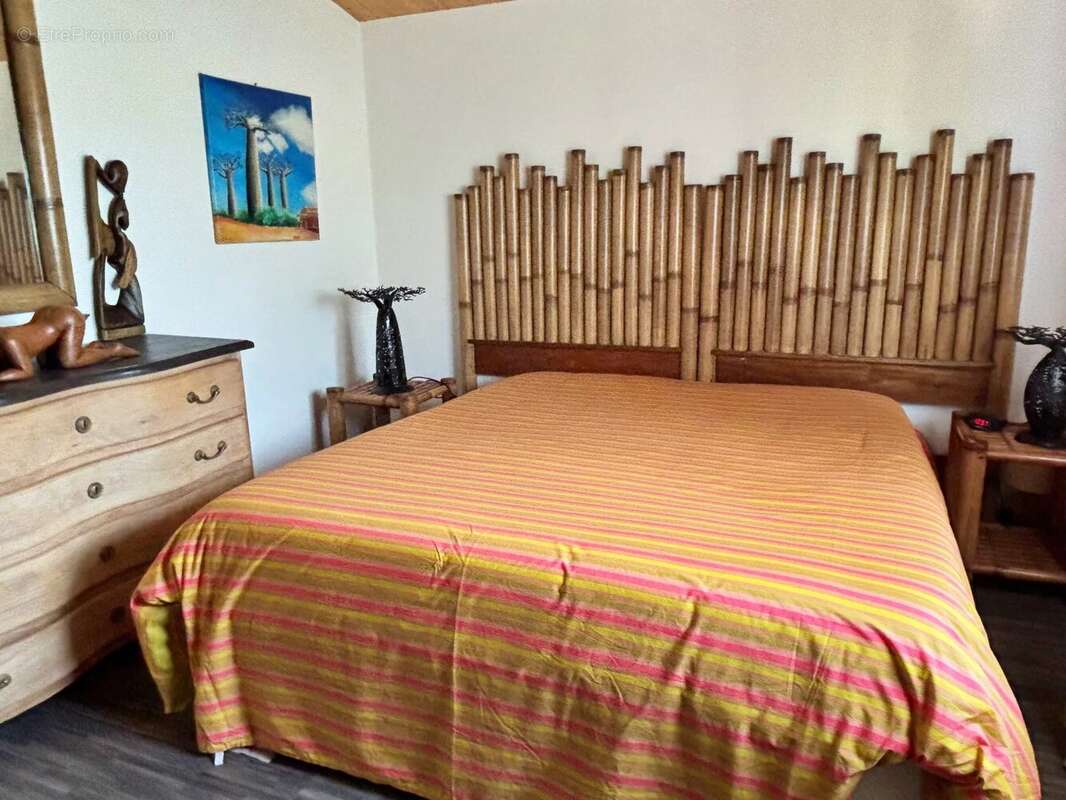 Maison à ROQUEBRUNE-SUR-ARGENS