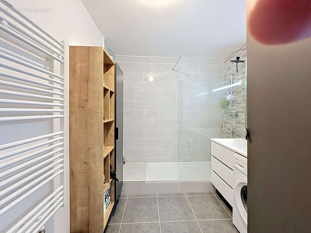 Appartement Bagnolet 3 pièce(s) 61.43 m2 - photo 11