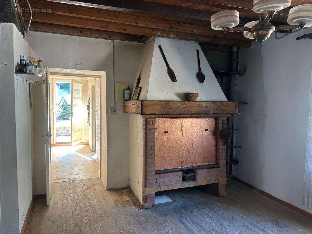 Maison 140 m² à Ussat  - photo 2