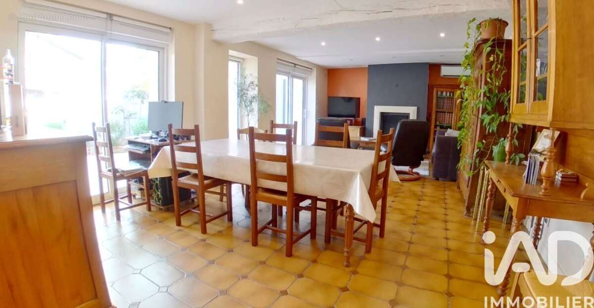 Photo 5 - Maison à LOUVERNE