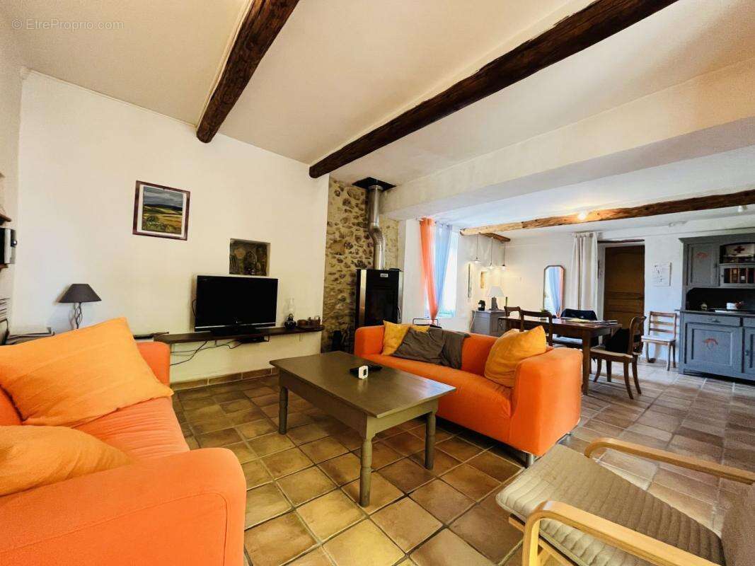 Maison à GOUDARGUES