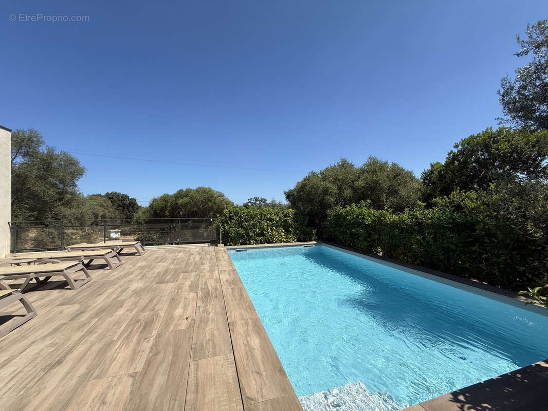 Appartement T2 récent avec piscine   À 3 minutes des plages de Pinarello et Saint-Cyprien - photo 10