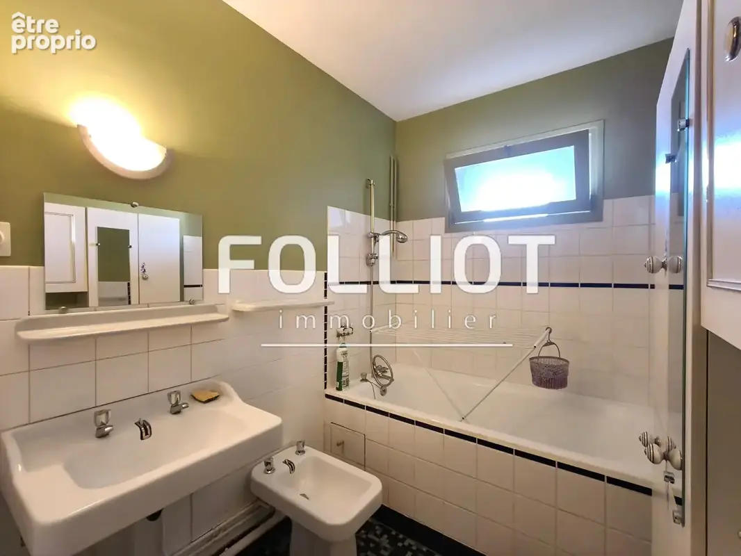 Appartement 3 pièces à vendre à Saint-Lô - cave et garage - photo 3