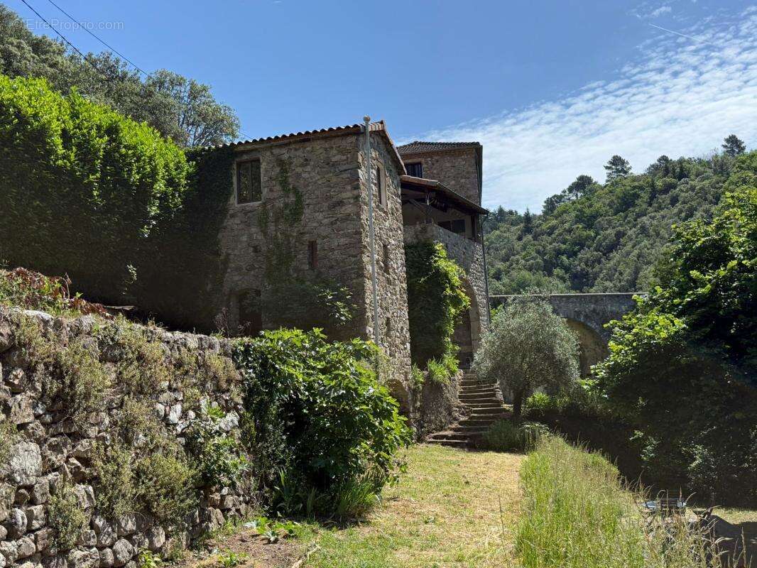 Maison à ROCLES
