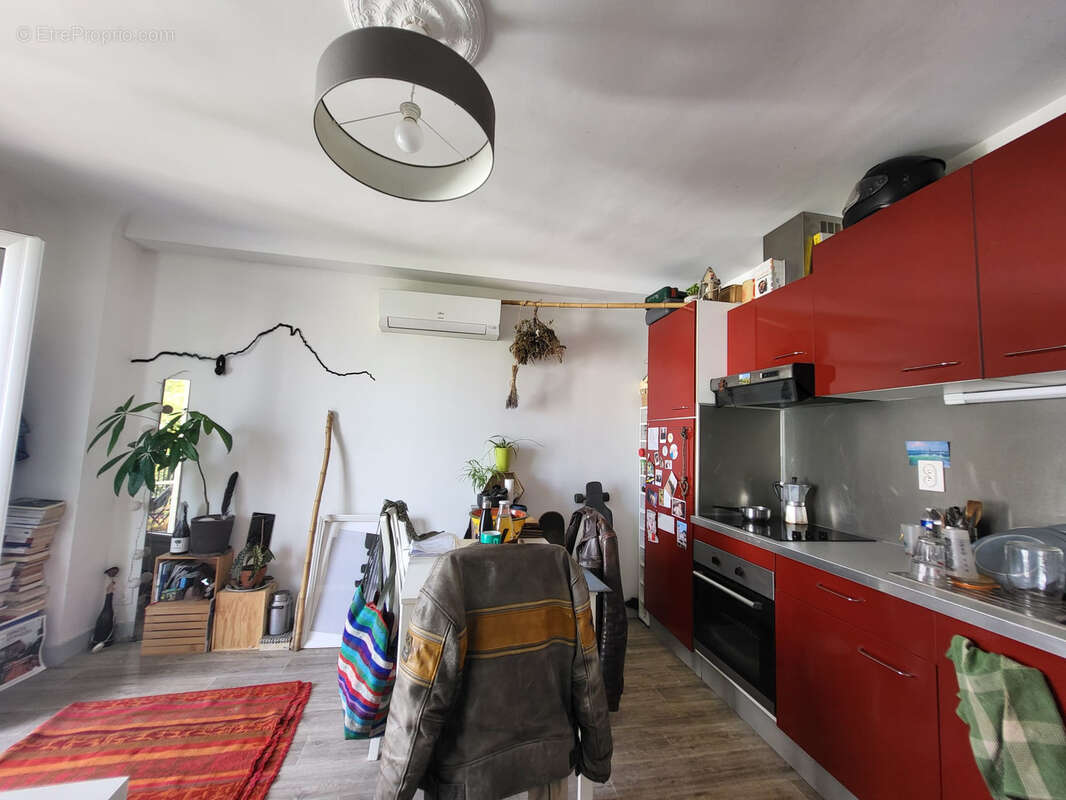 Appartement 3 pieces transforme en t2 et studio independants - photo 7