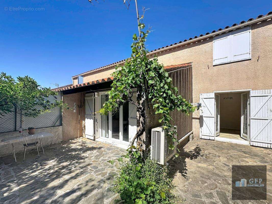 Maison à BORMES-LES-MIMOSAS