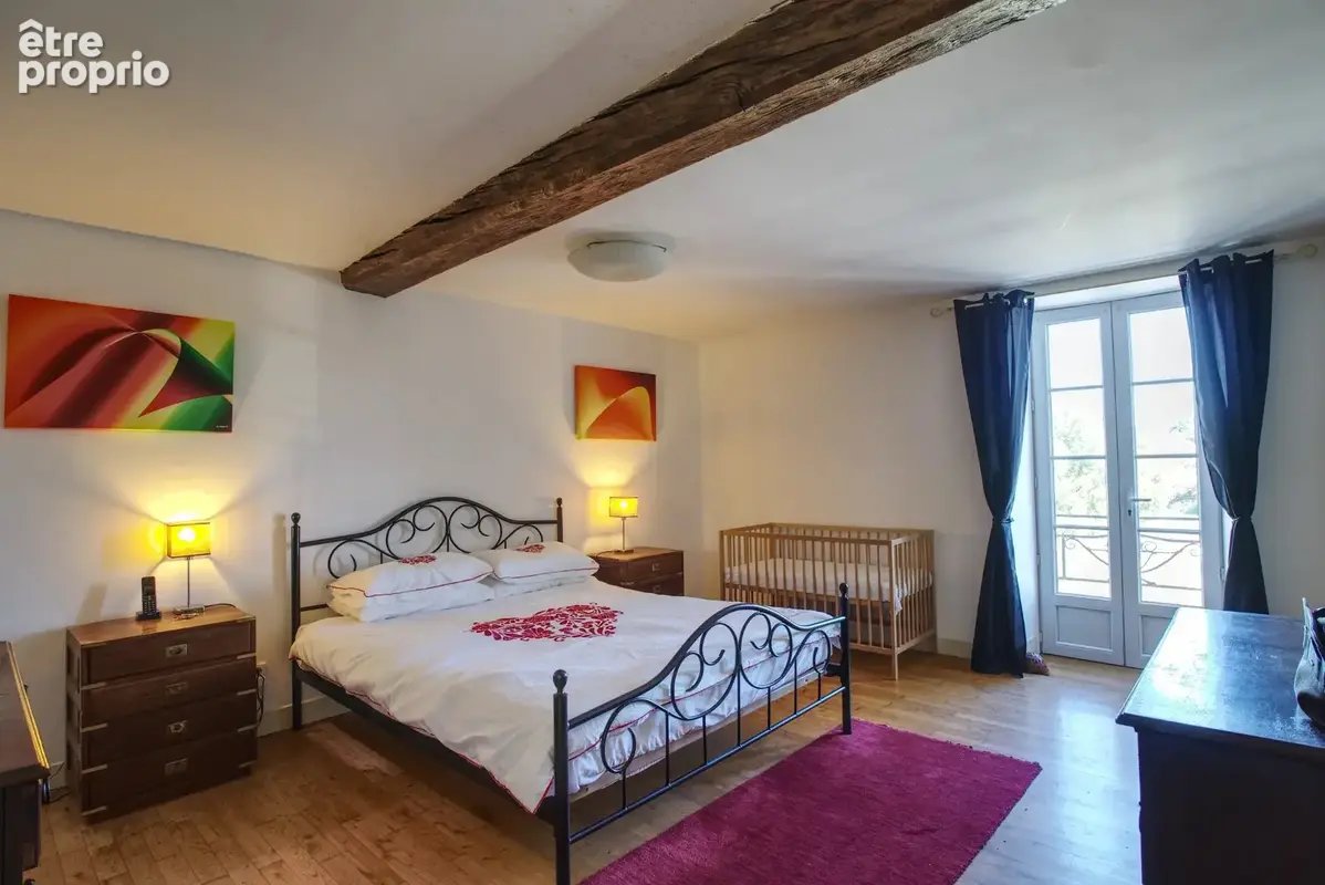 Belle et grande maison de 4 chambres, grand garage et atelier, proche de Ruffec - photo 9