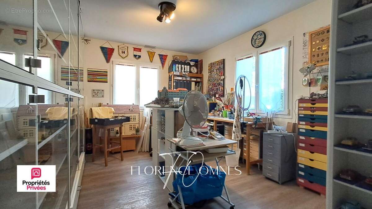 TREBES Villa d'exception avec appartement indépendant, piscine et parc arboré de 2 065 m² - photo 15